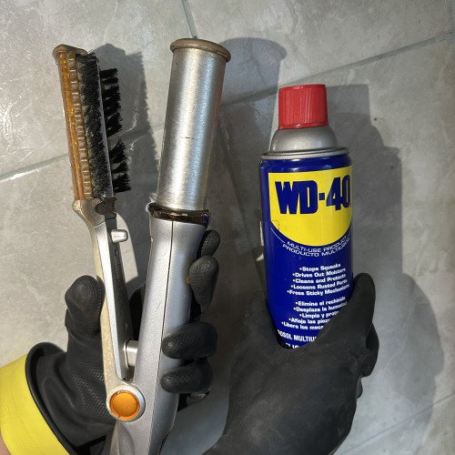 🤩✨Con WD 40, todo es posible. Por ello presento mi proyecto: reparación de cepillo giratorio  !! 🙂✨