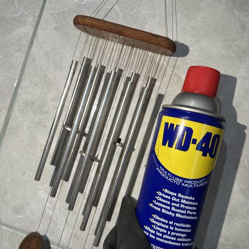 🤩✨Con WD 40, todo es posible. Por ello presento mi proyecto :  restauración y limpieza Campana  de Viento !! 🙂✨