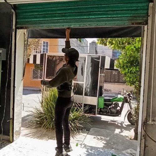 Reparación de cortina metálica
