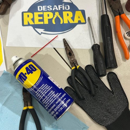 MANTENIMIENTO CON WD40 PRODUCTO MULTIUSOS